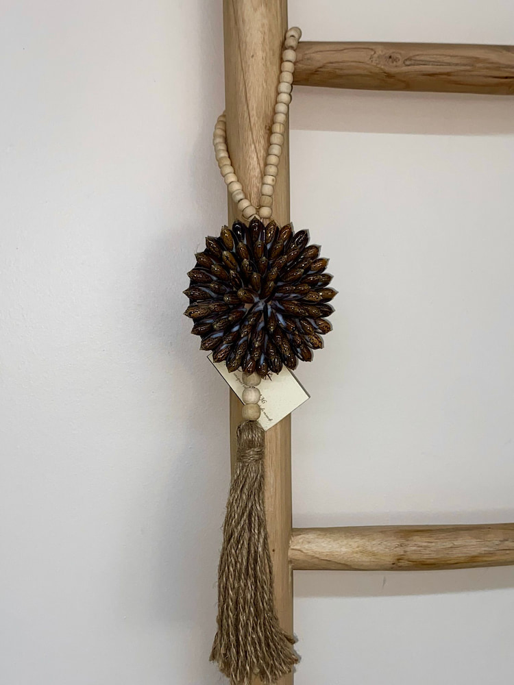 Tassel S Lermite / Petit coquillage – Image 2