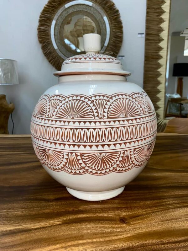 Vase lotus