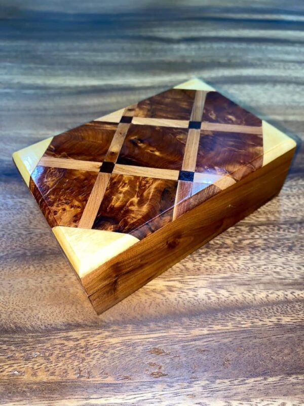Boîte Thuya Damier